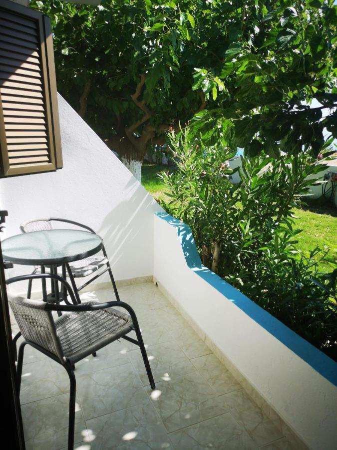 Orthi Ammos Hotel Frangocastelo Exterior photo