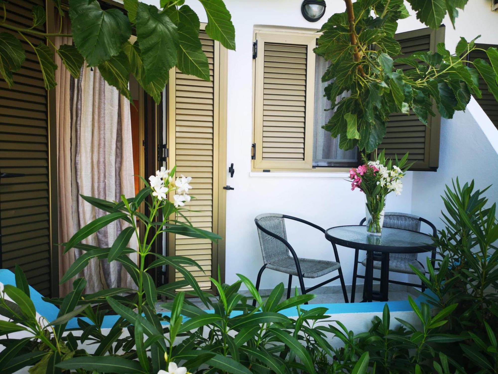 Orthi Ammos Hotel Frangocastelo Room photo