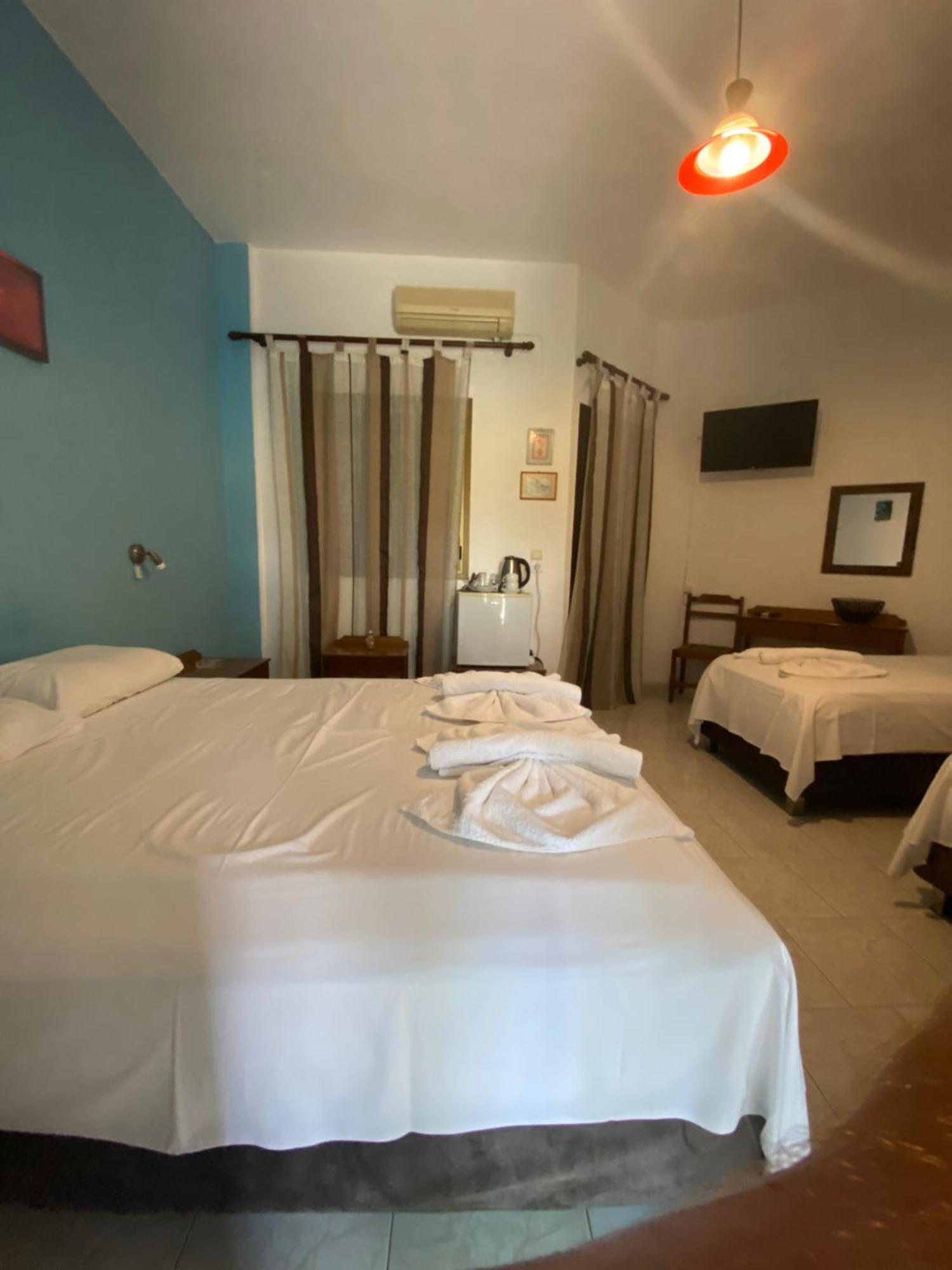 Orthi Ammos Hotel Frangocastelo Exterior photo