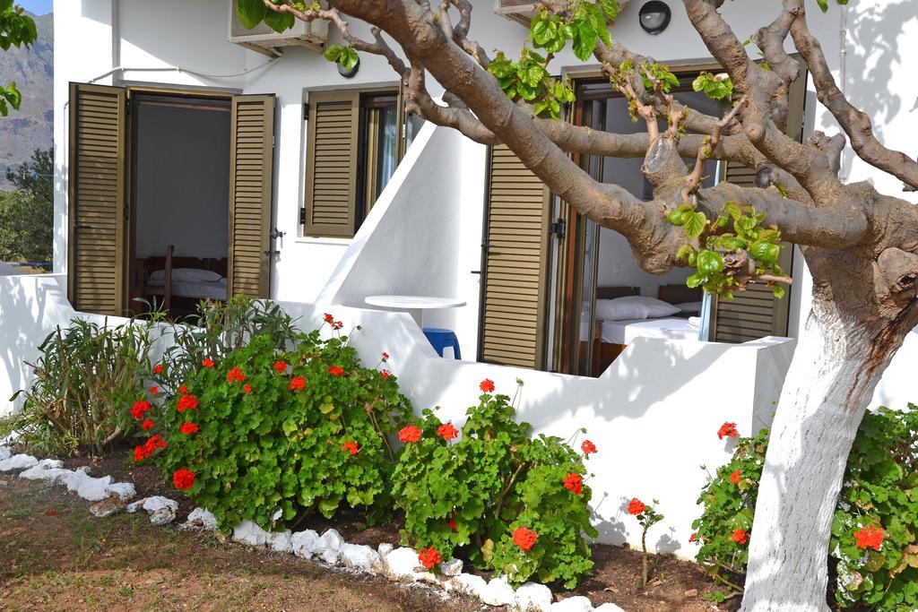 Orthi Ammos Hotel Frangocastelo Exterior photo