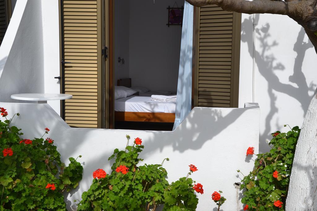 Orthi Ammos Hotel Frangocastelo Exterior photo